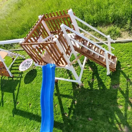 To Je To *